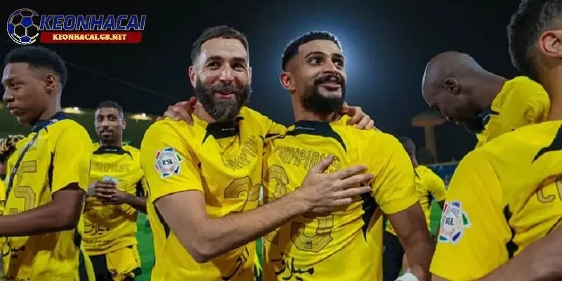 Benzema có được danh hiệu vô địch đầu tiên cùng Al Ittihad Benzema có được danh hiệu vô địch đầu tiên cùng Al Ittihad