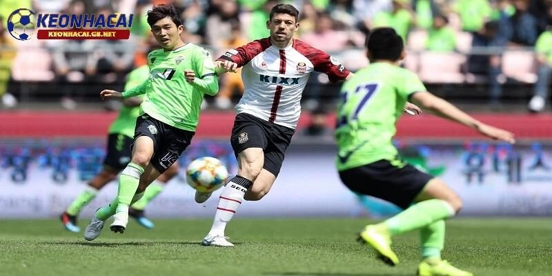 Soi kèo nhà cái Gangwon FC vs Jeonbuk, 17h30 – 13/06/2025
